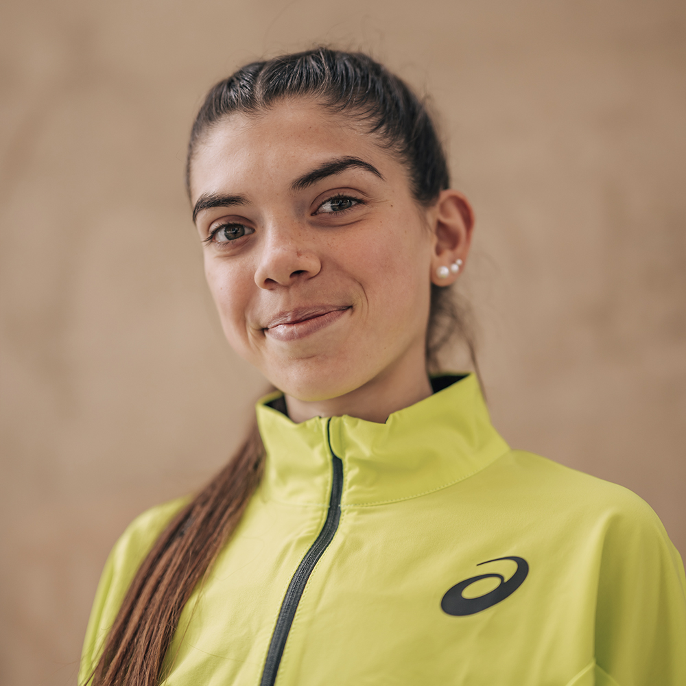 Carla Domínguez - Cuadrada 2