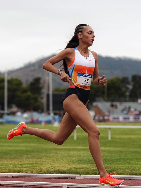 Claudia Gutiérrez - 10